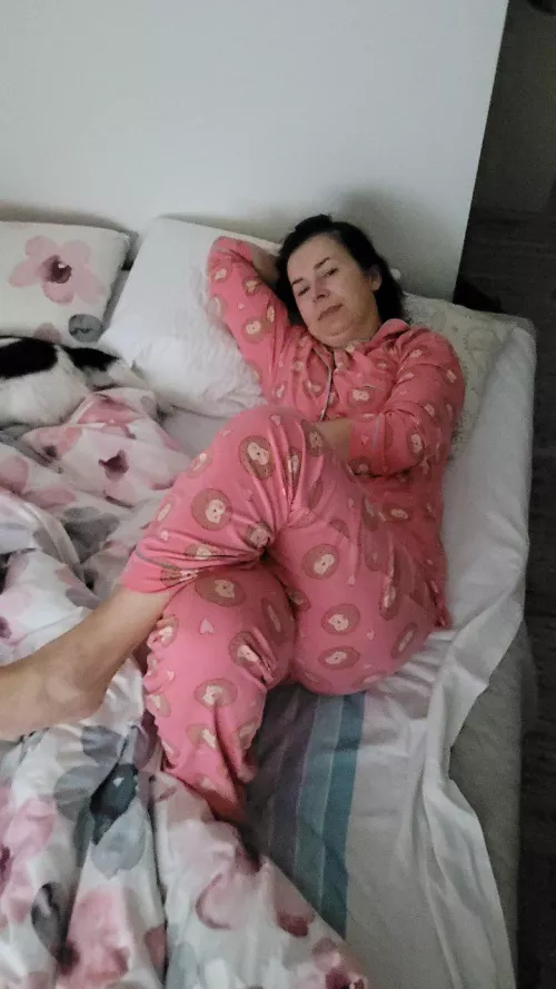 Sex is best in pajamas like it 🦔🧸🎈