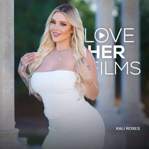 She's the only flower you need right now. 🌹

@kaliroses
 
@loveherfeetcom