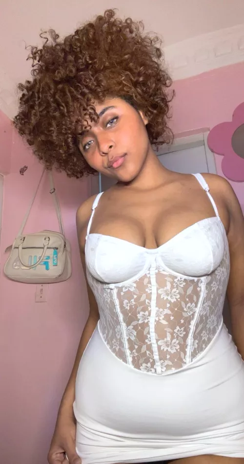 Unstoppable, unshakable, and oh-so-hot.