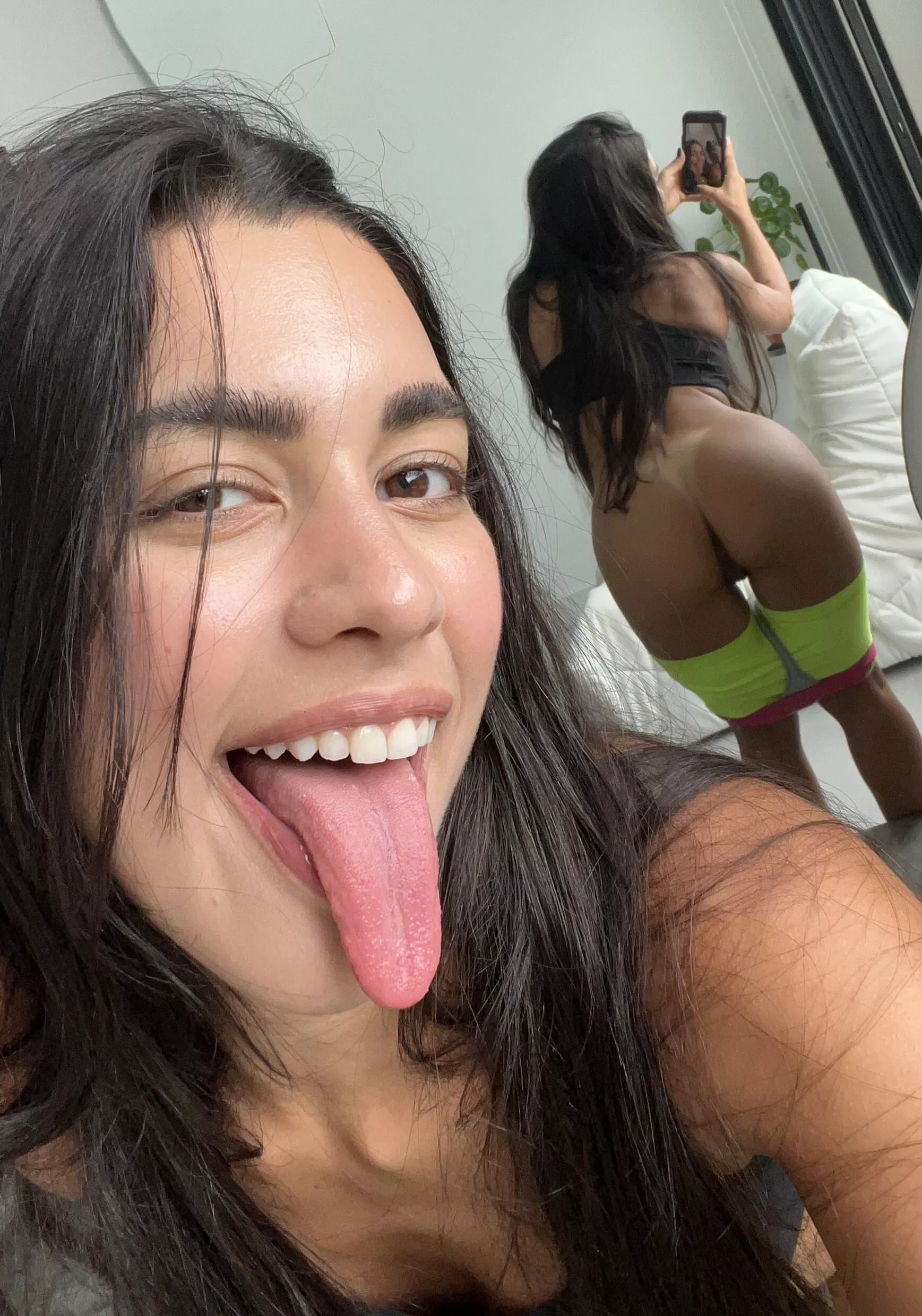 You will only see selfies like this on reddit