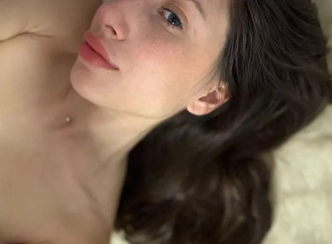 Your food is getting cold, baby.