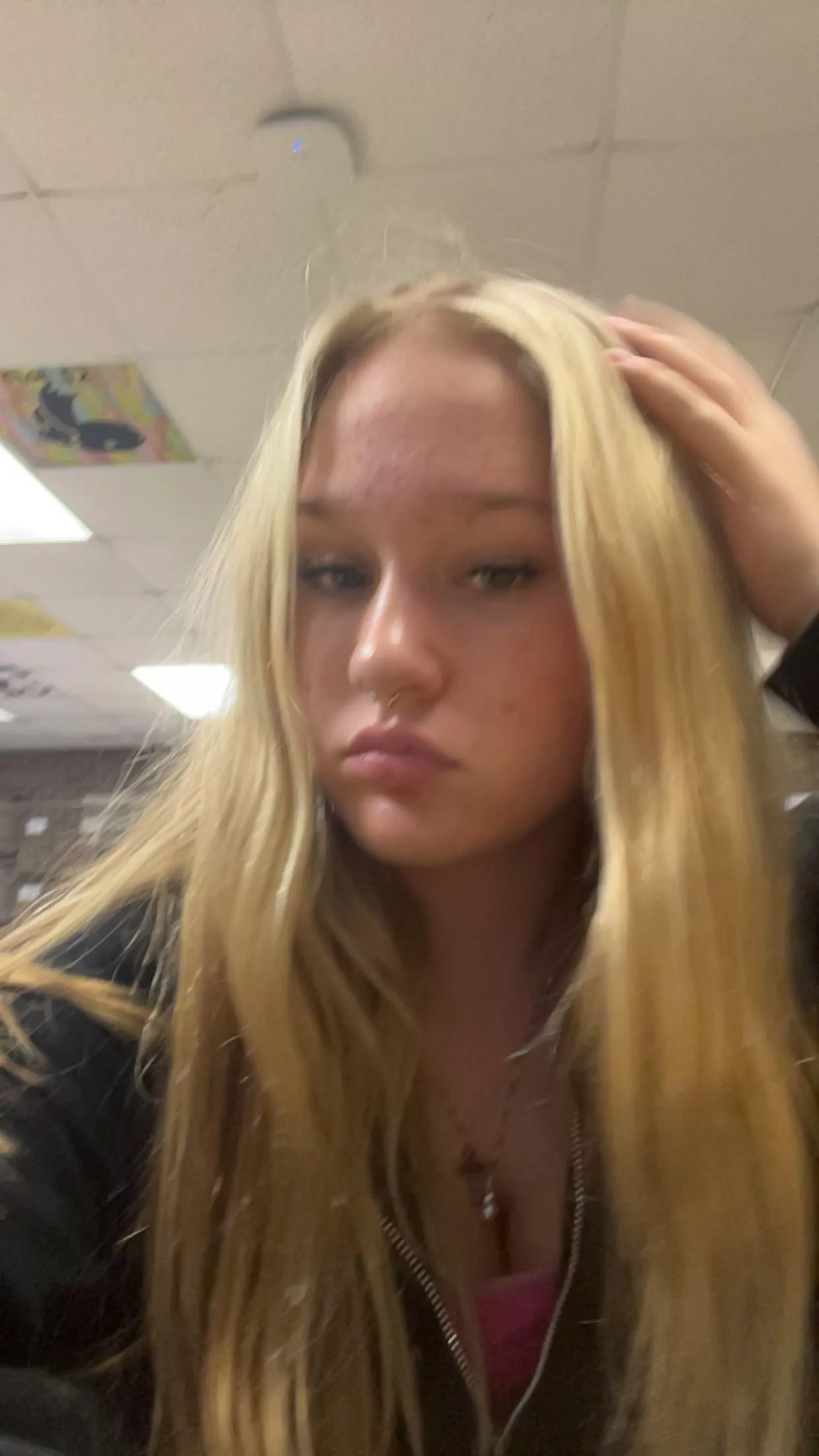 don’t ask no questions just cashapp and you might get something in return-$Sadlinlol