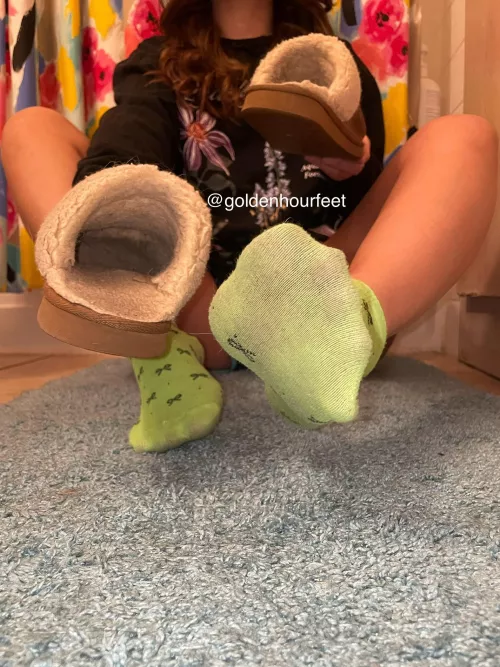 Don’t my slippers look delicious? 