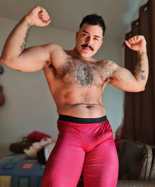 Gonna hi* you baby one more time. Just one 