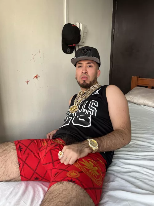 Haha this bulge wants to say hello maybe I'll let it out so you can check it out haha!