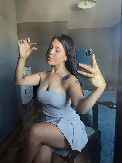 Hey loser 🤏🏻 say ME if your sad lil pathetic useless shrimp deserves humillation
