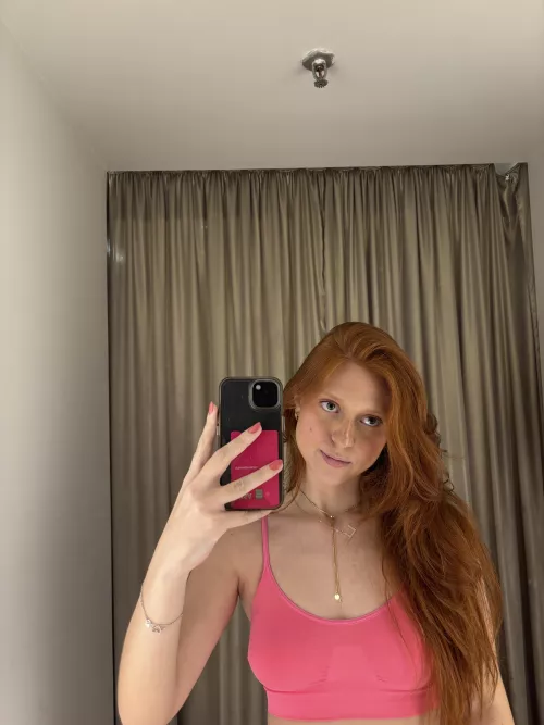 I wanna feel Daddy's touch on my body.