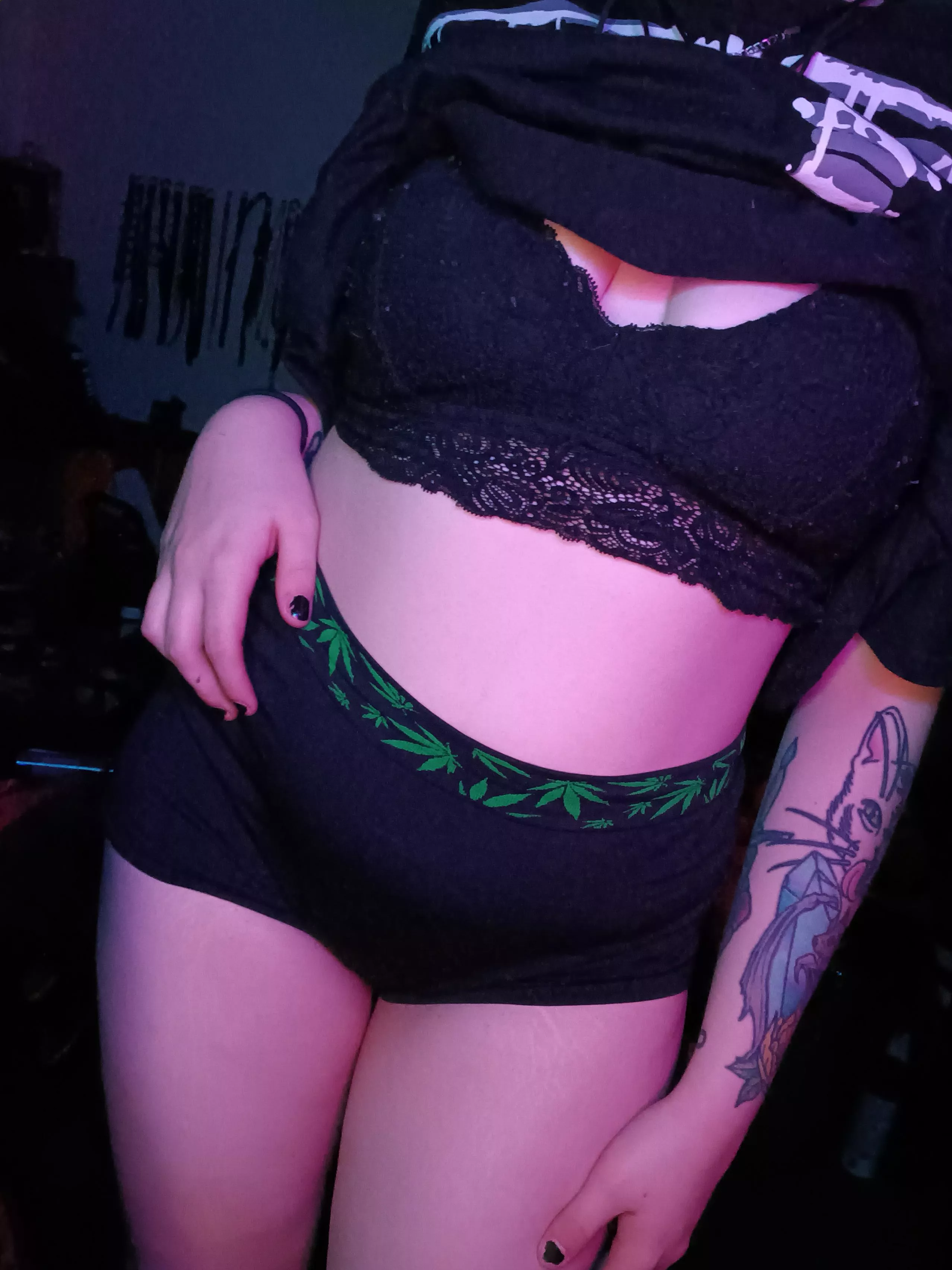 in the need to be covered in bite marks 