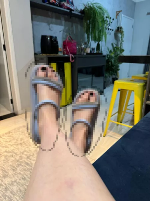 My feet need a massage, can you take care of them?