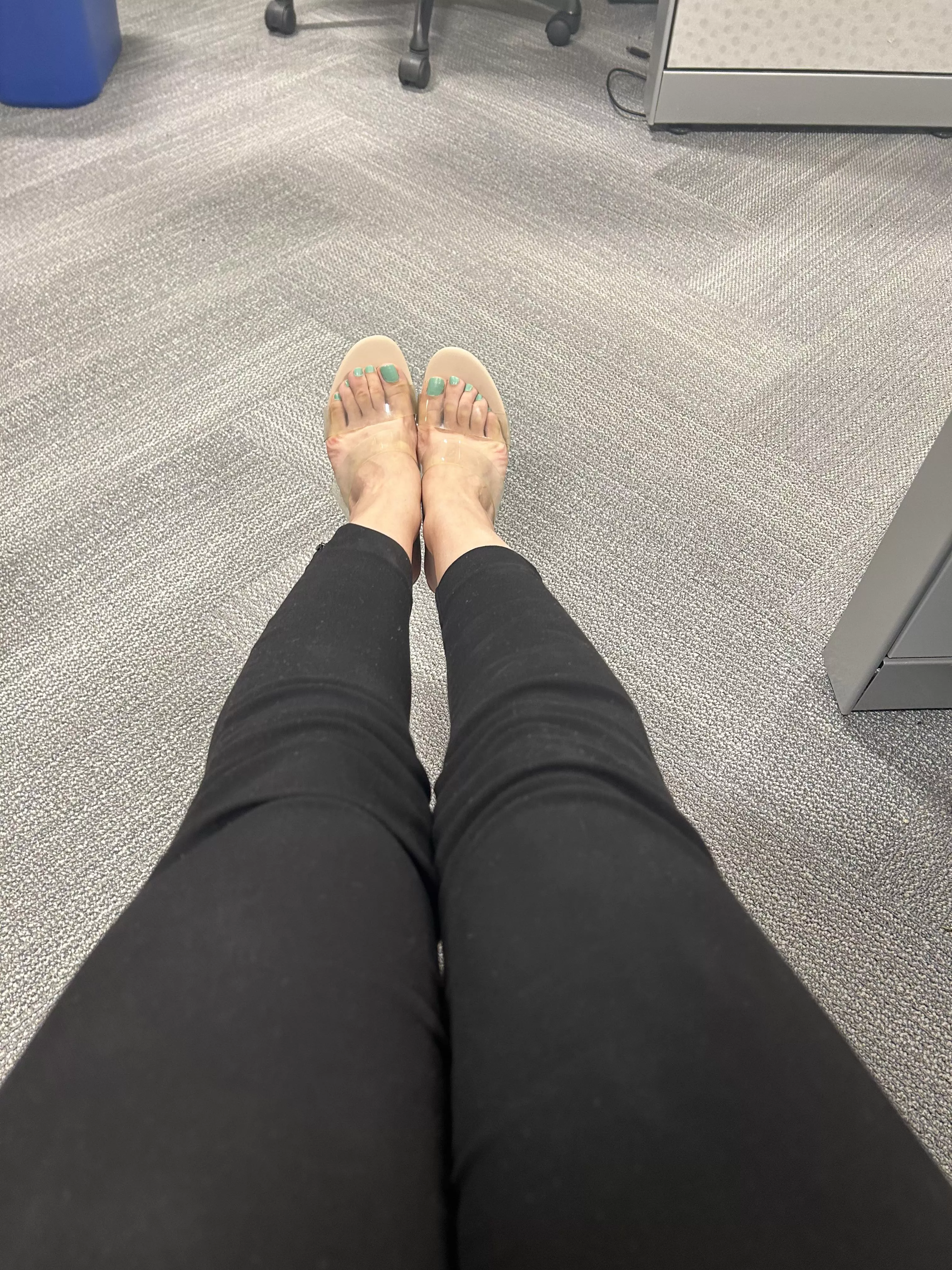Office sandals 