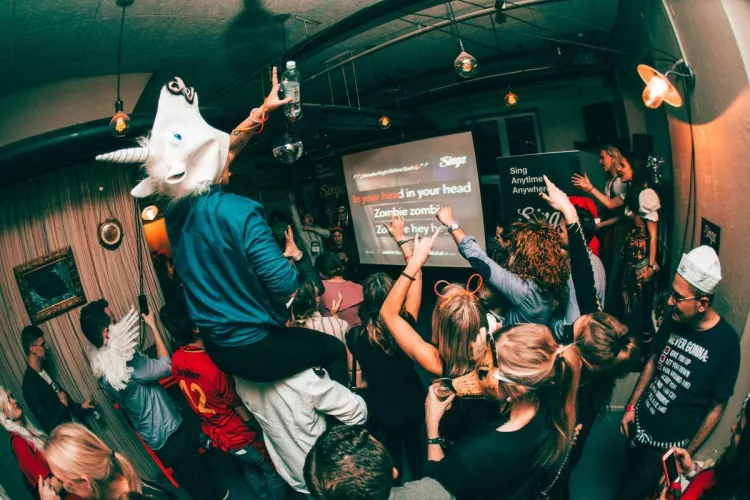 *Press Release* The Crowntown Games pay per view event will be streaming live in 4K all weekend long at Lockcock's place in Freya. There will be a keg, jello shots, and non-vegan snacks like nachos. Everyone is welcome to hang out, eat, drink, smoke, an