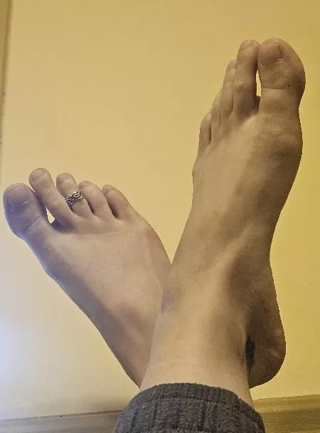 Who wants to be my human foot stool?