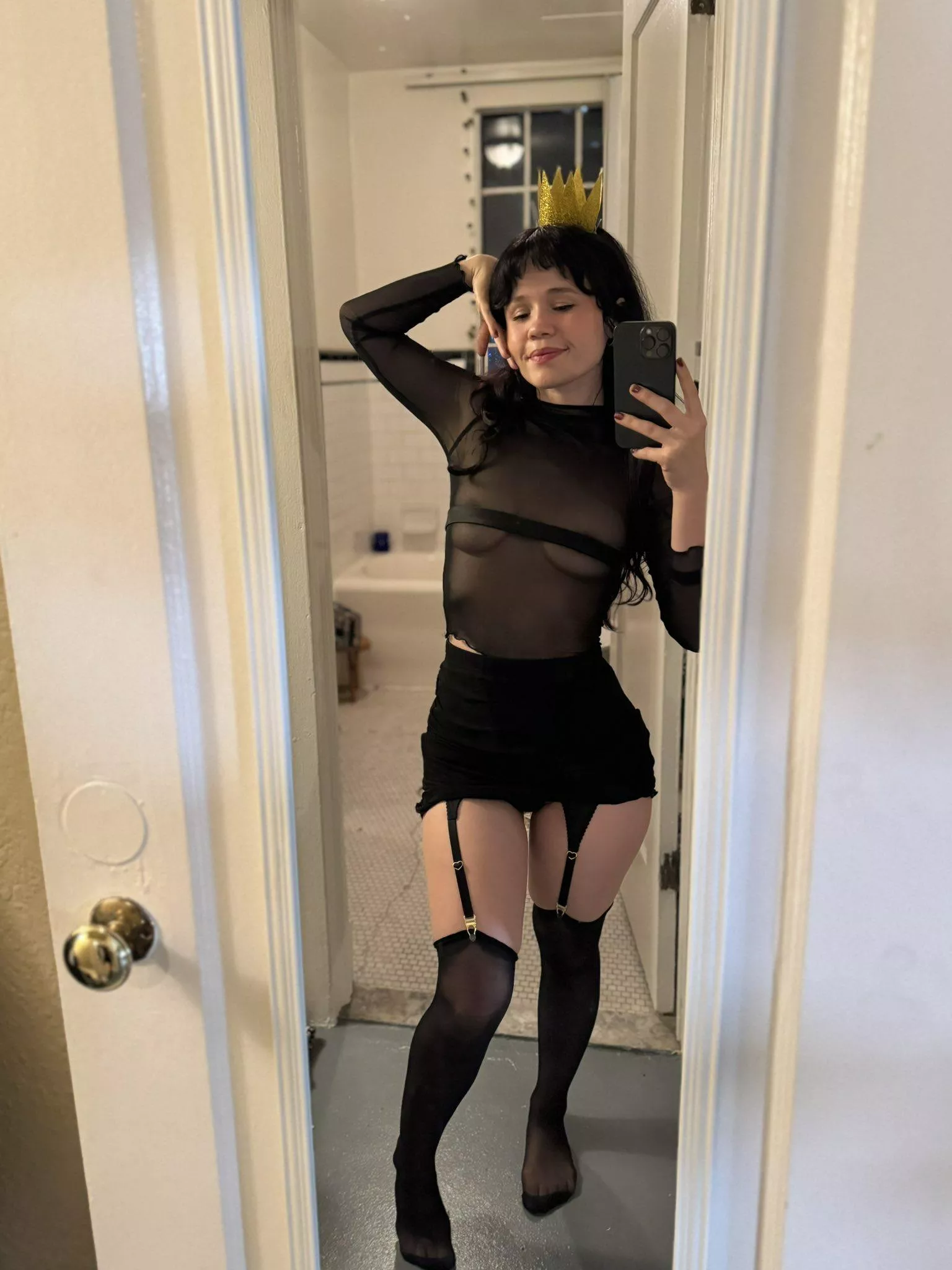 Yhivi looking hot...