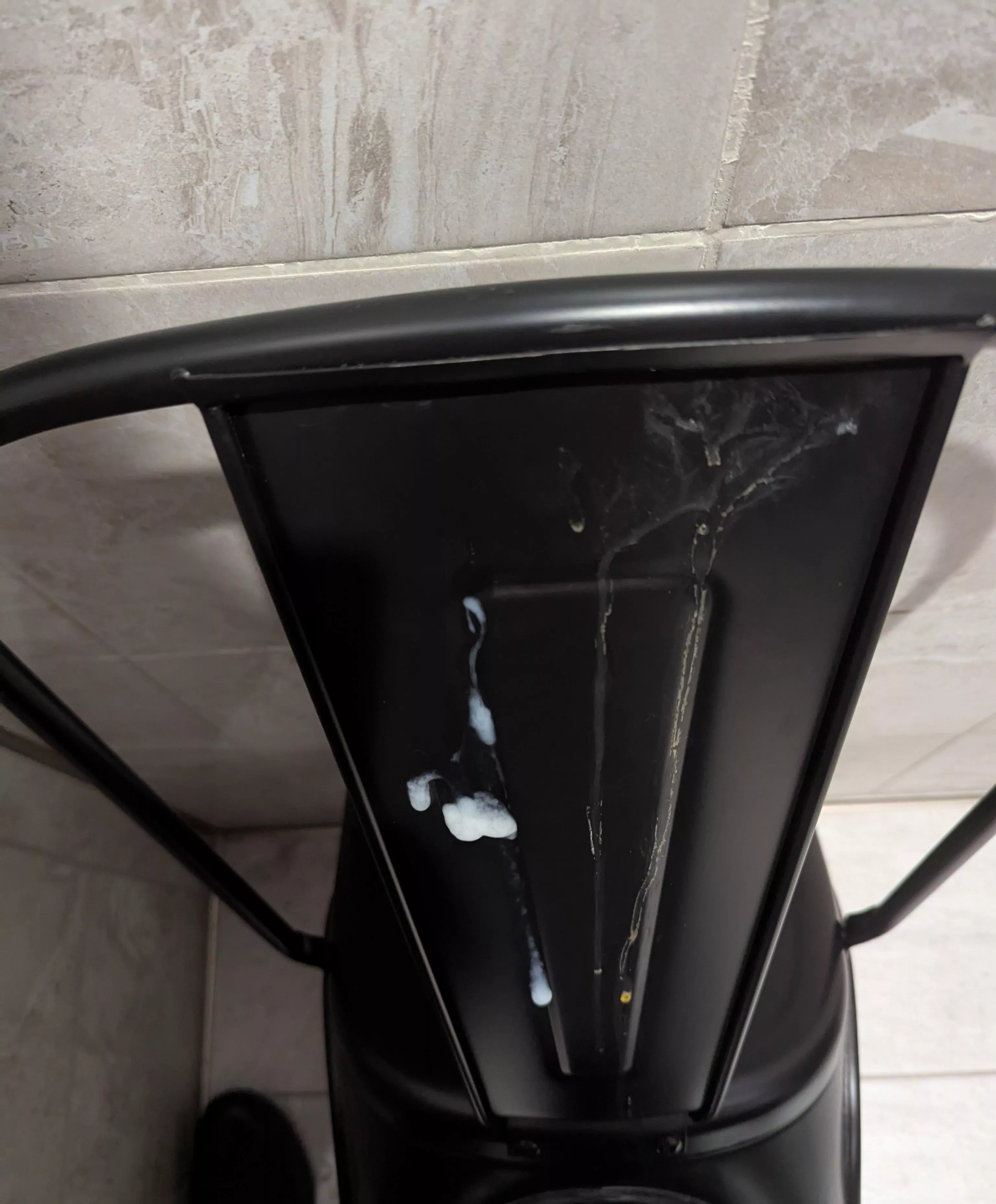 [18] 3rd load on the same chair at Planet Fitness. Starting to build up! 