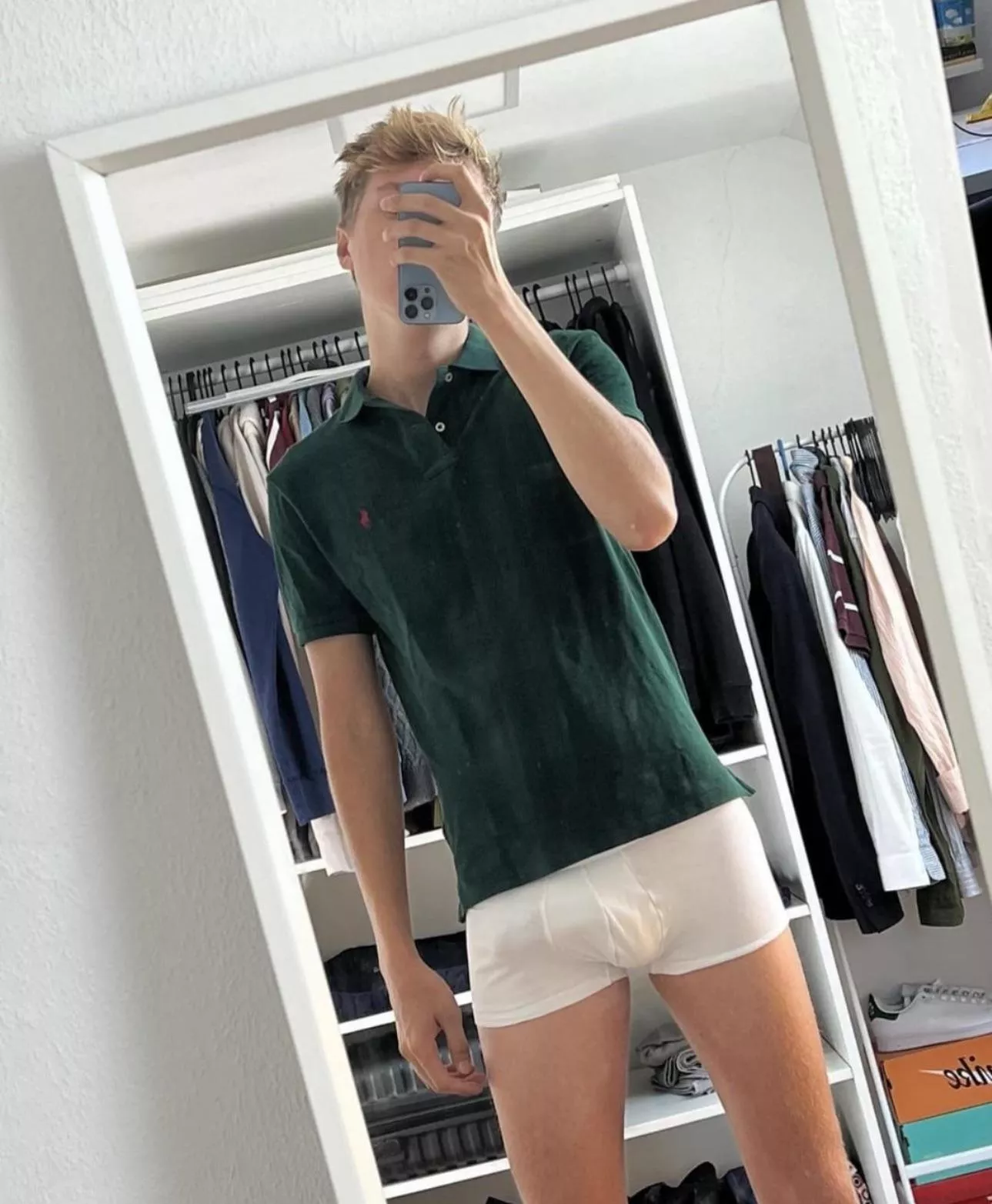 [19] Just the twink next door 😈
