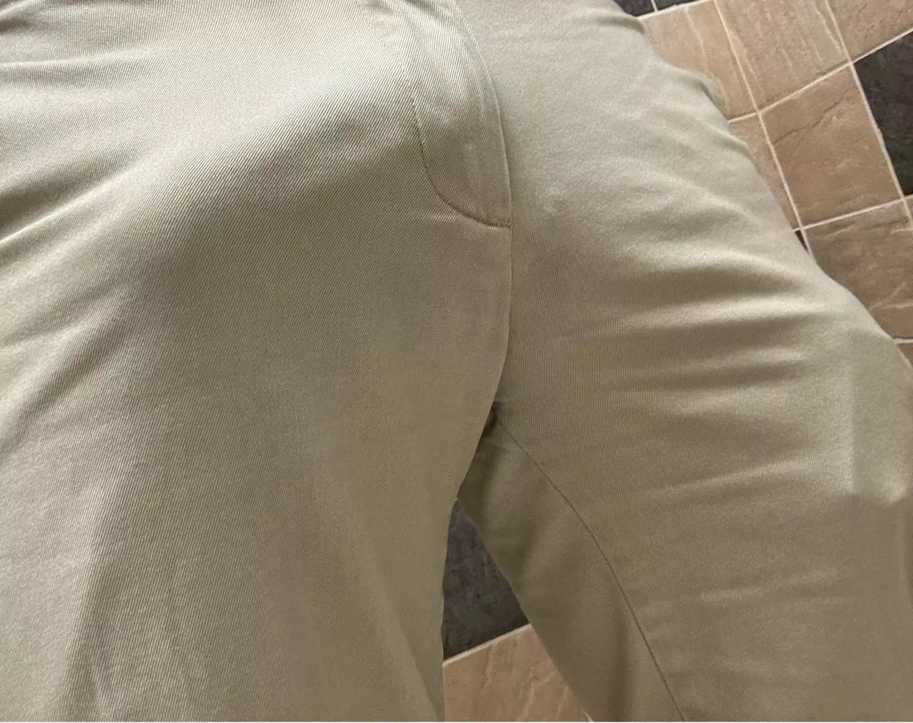 (21) I can’t stop it at work 