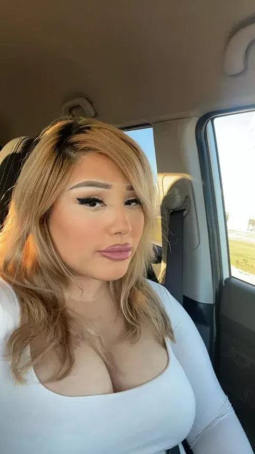 [26] a selfie to mix it up lol 