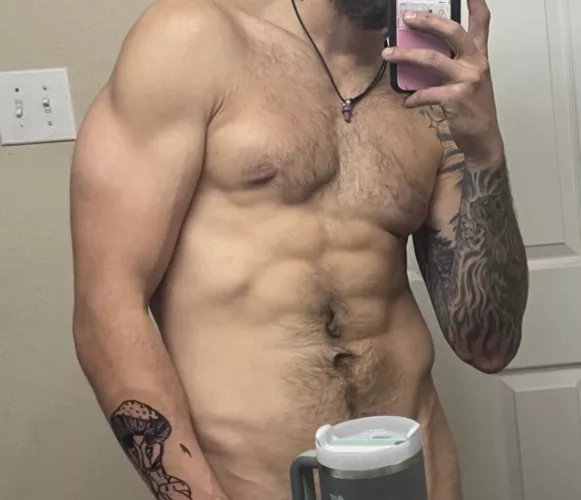 27 [m4f/t/m/ couples] west side blue collar dude looking for fun