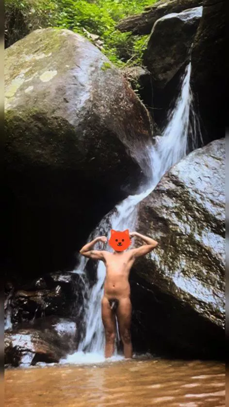 (33) l love this place 