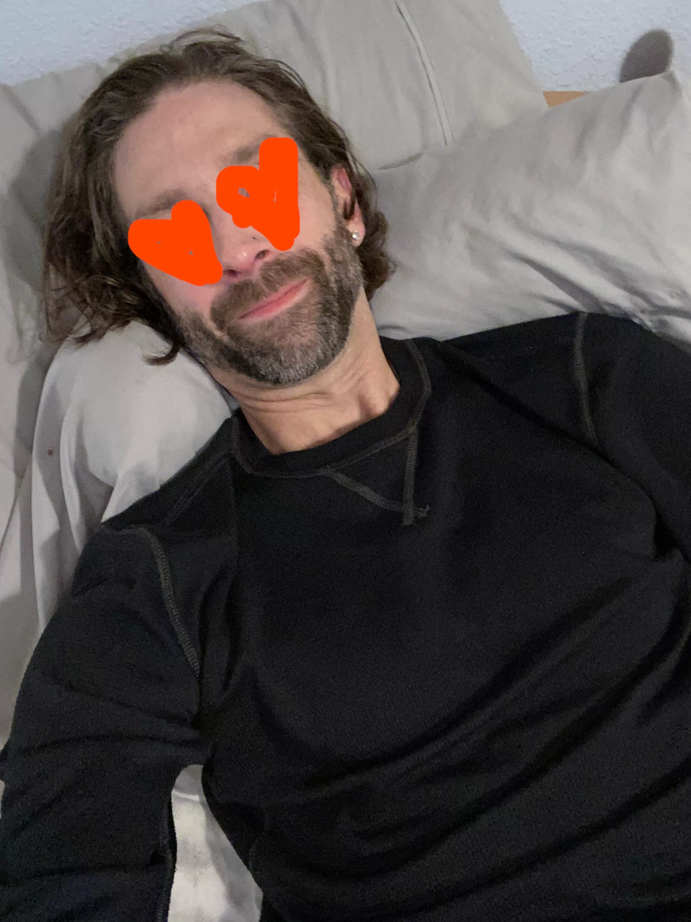 37 [M4F] #Seattle - looking for a slightly older MILF/cougar gentle mommy dom for casual intimacy 