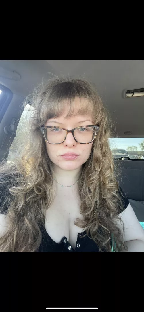 3sum with me and my gf? December 11th, can’t host in PHX