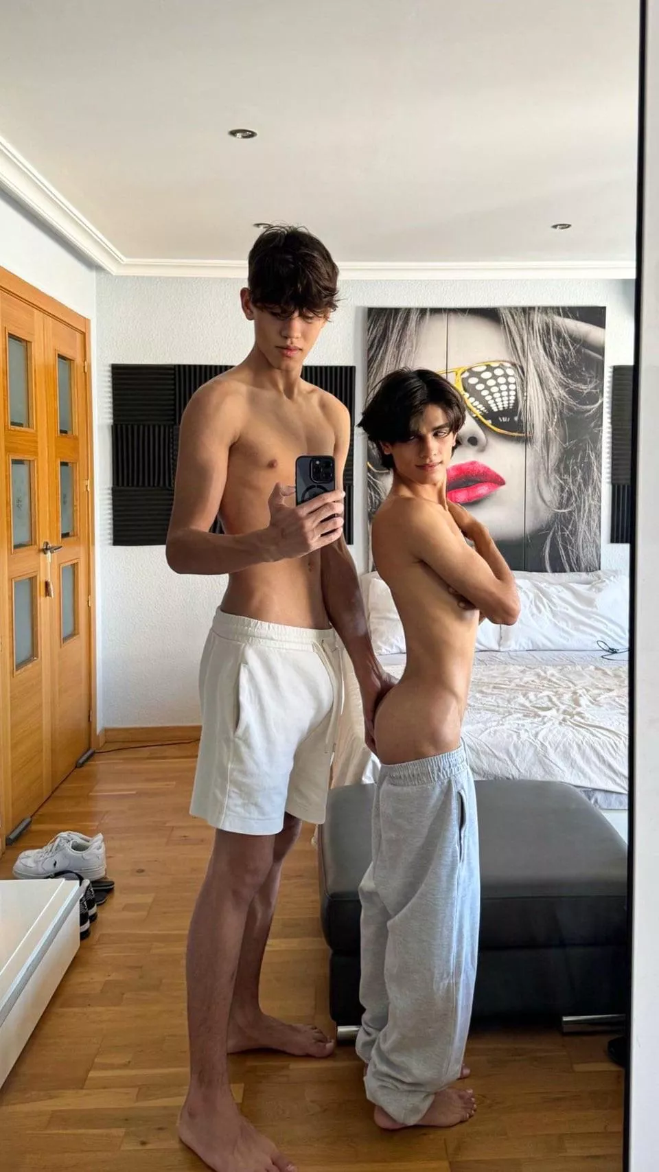 6’3” vs. 5’2” (Not OC)