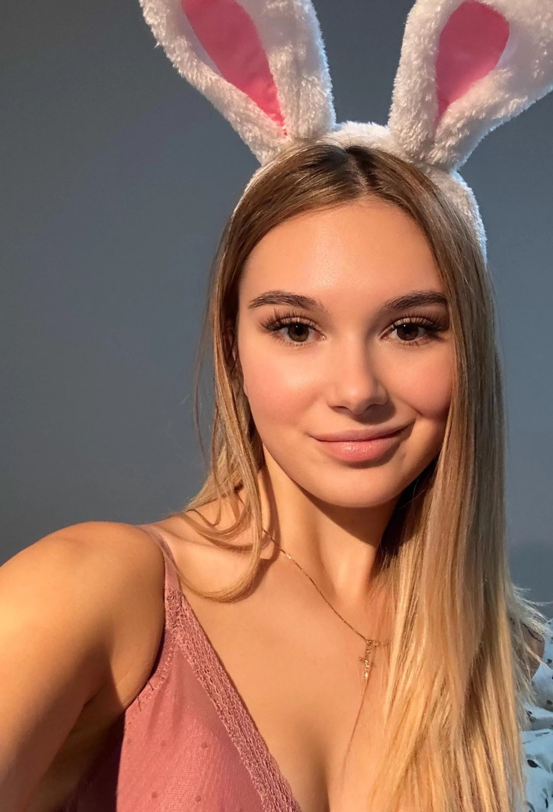A cute bunny with a cute smile