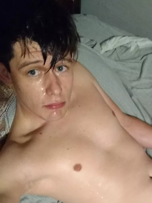 And I'll beg for more 🥵 dms open 🤤