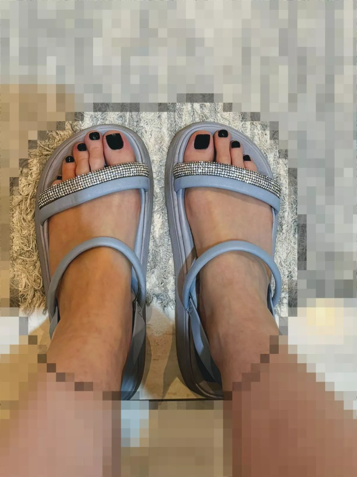 Are you ready to worship my feet?