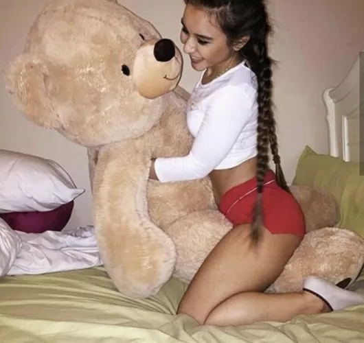 Bear got no idea how lucky it is 