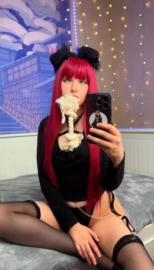 Brainless pet girl💗