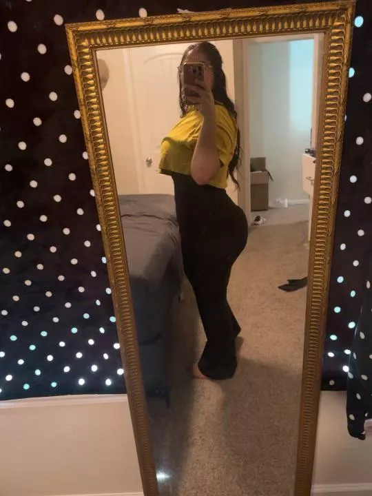 Buda couple looking for BBC for gf play must send pic