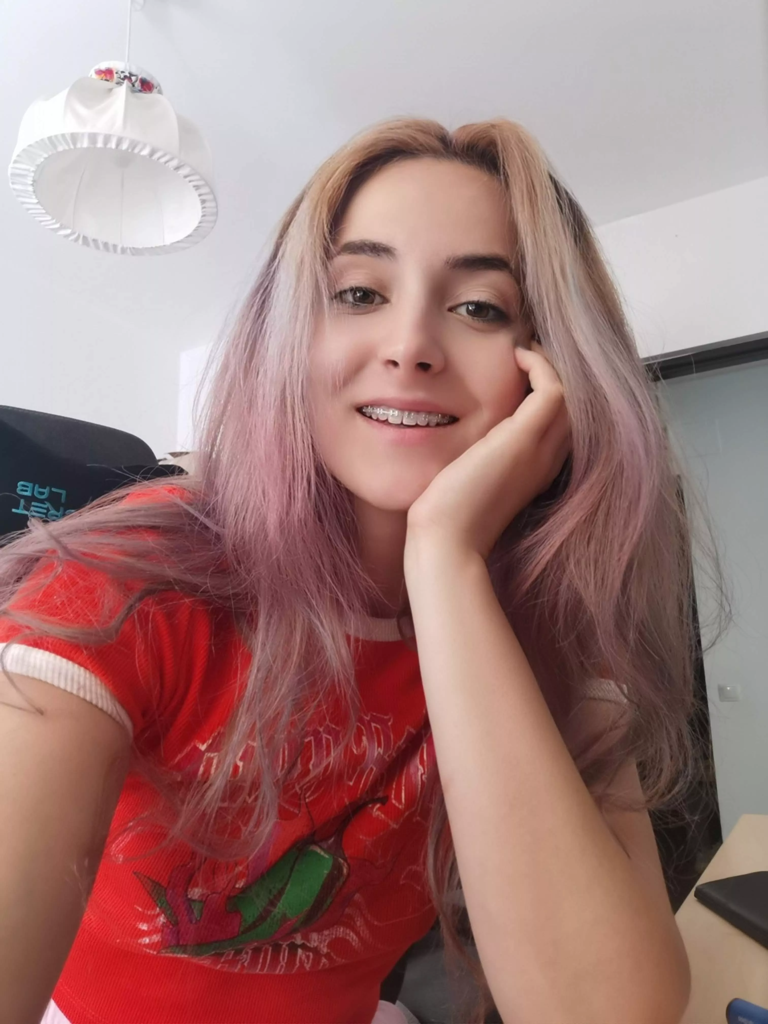 Can I give you a good smile? 