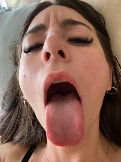 can you tell that I'm moaning at the same time?