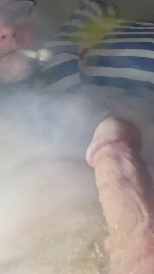 Cloudy and looking to swallow some cock and cum