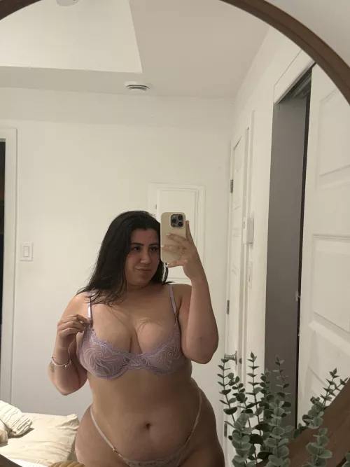 Cum see all of my body 😼 it’s on sale don’t miss it!! 