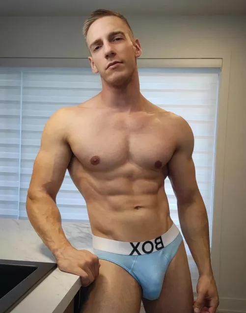 Do I look good in blue 😜💙?