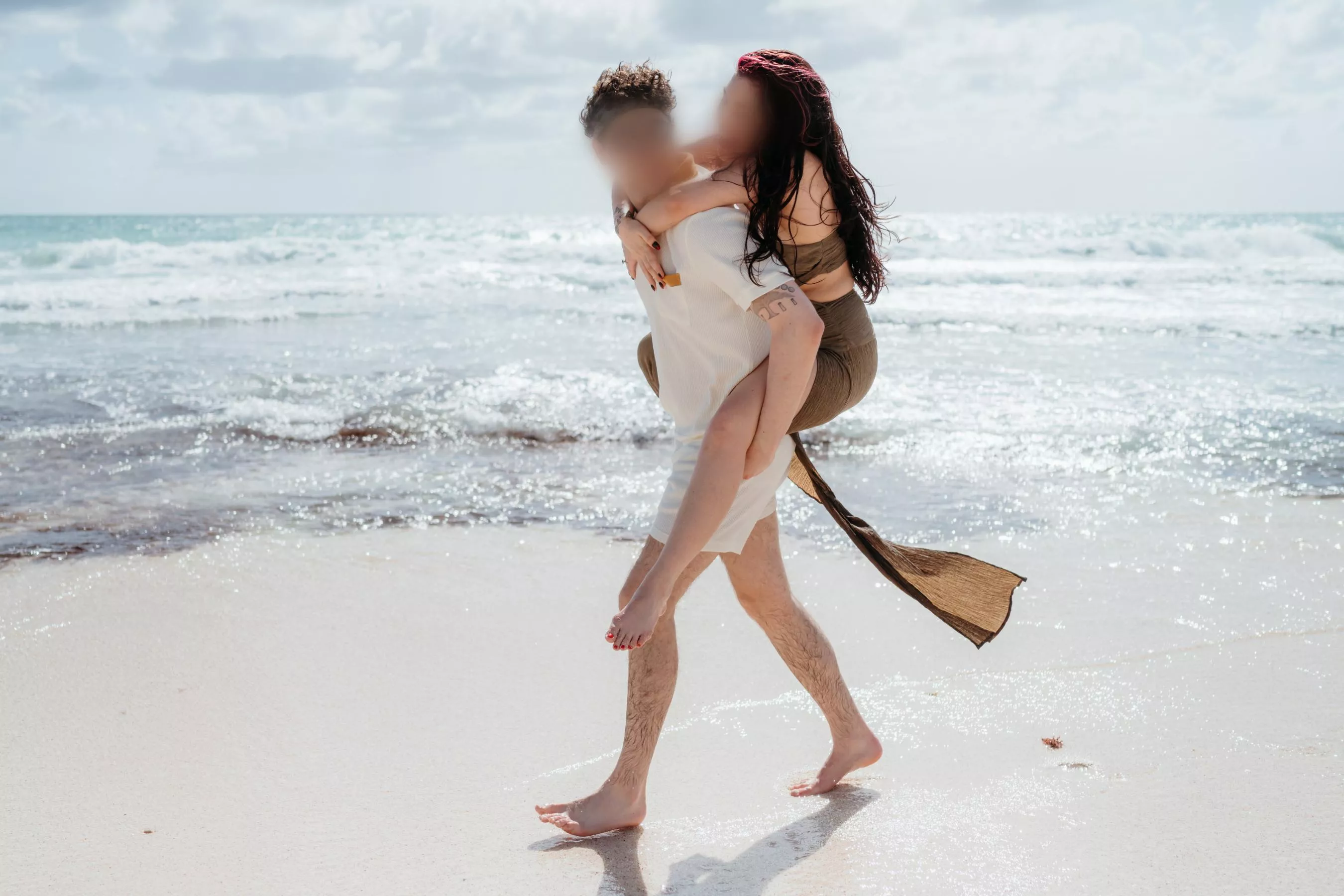 Early 30s MF4M/F/MF bisexual married couple visiting Dec 20-23