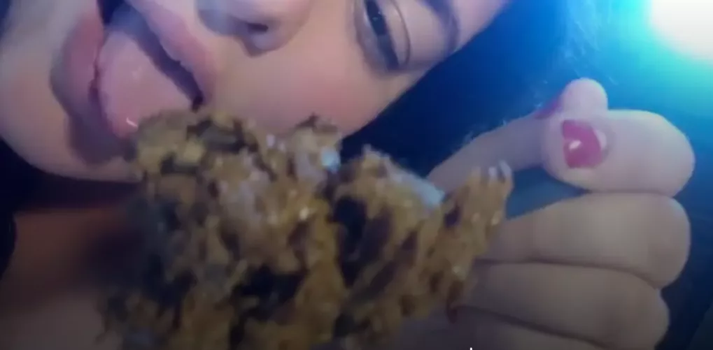 (F) Mommy loves to feed you by the spoonfull on Sundays :D