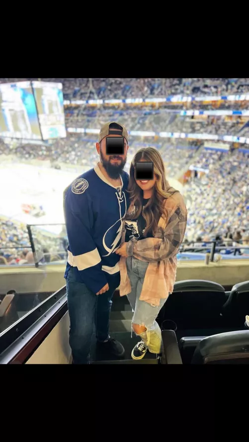 [FM4F] couple looking for female to join for fun around Tampa area