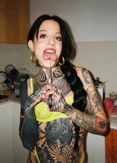 Got my split tongue done! Don't be scared