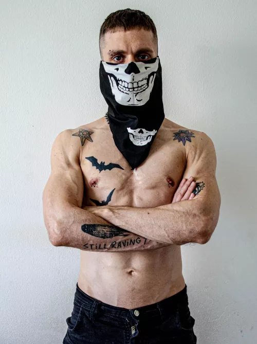 Hey slave... Be honest, are you ready to be controlled, humiliated and denigrated? or are you too scared to try?