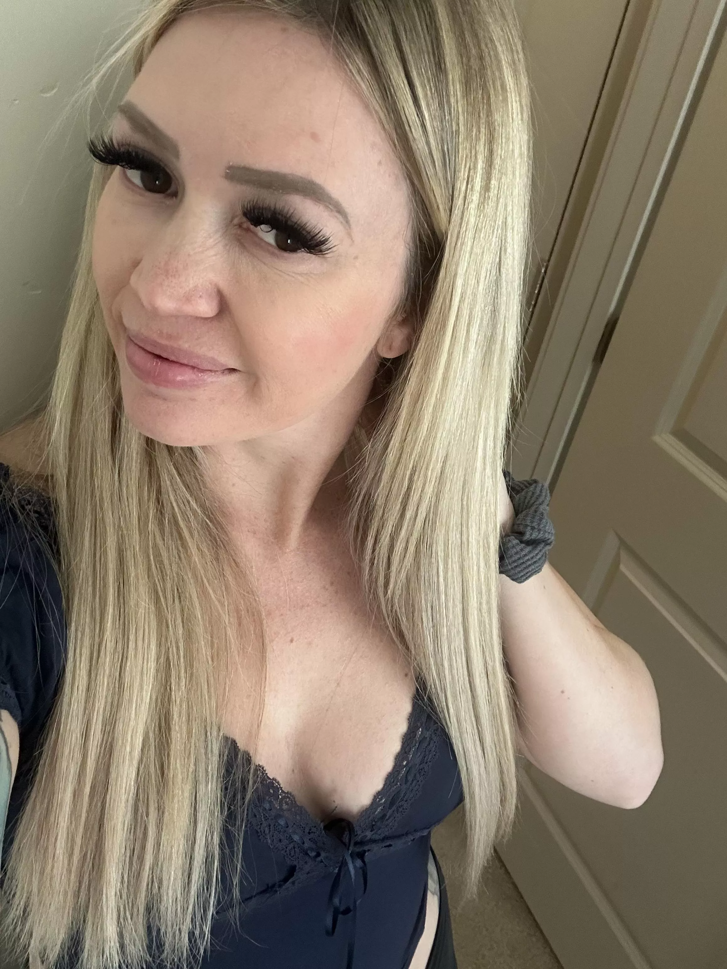 Hi! I'ts just me your pale gf