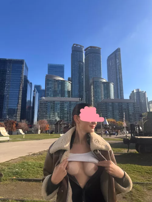 Hope all people from Toronto enjoyed my boobs
