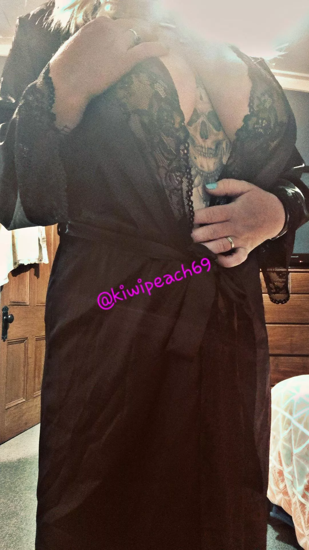 How are you spending your afternoon? 😜😈