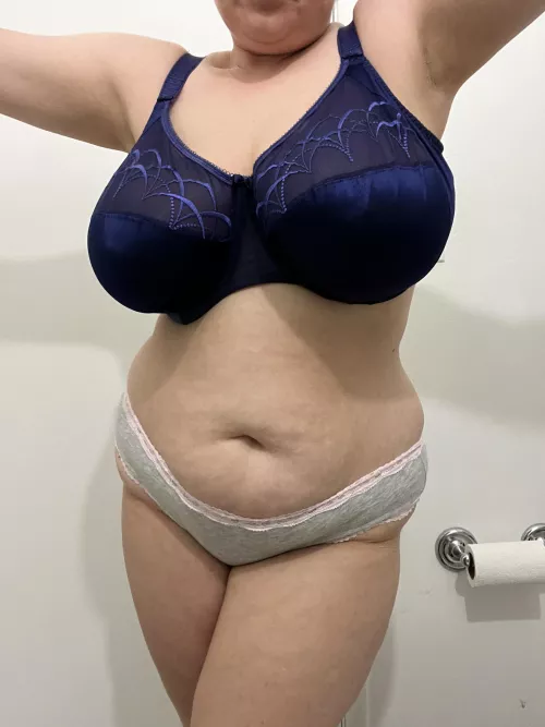 How’s the blue on me 