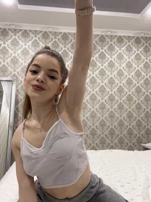 I hope someone's ready to enjoy my armpits