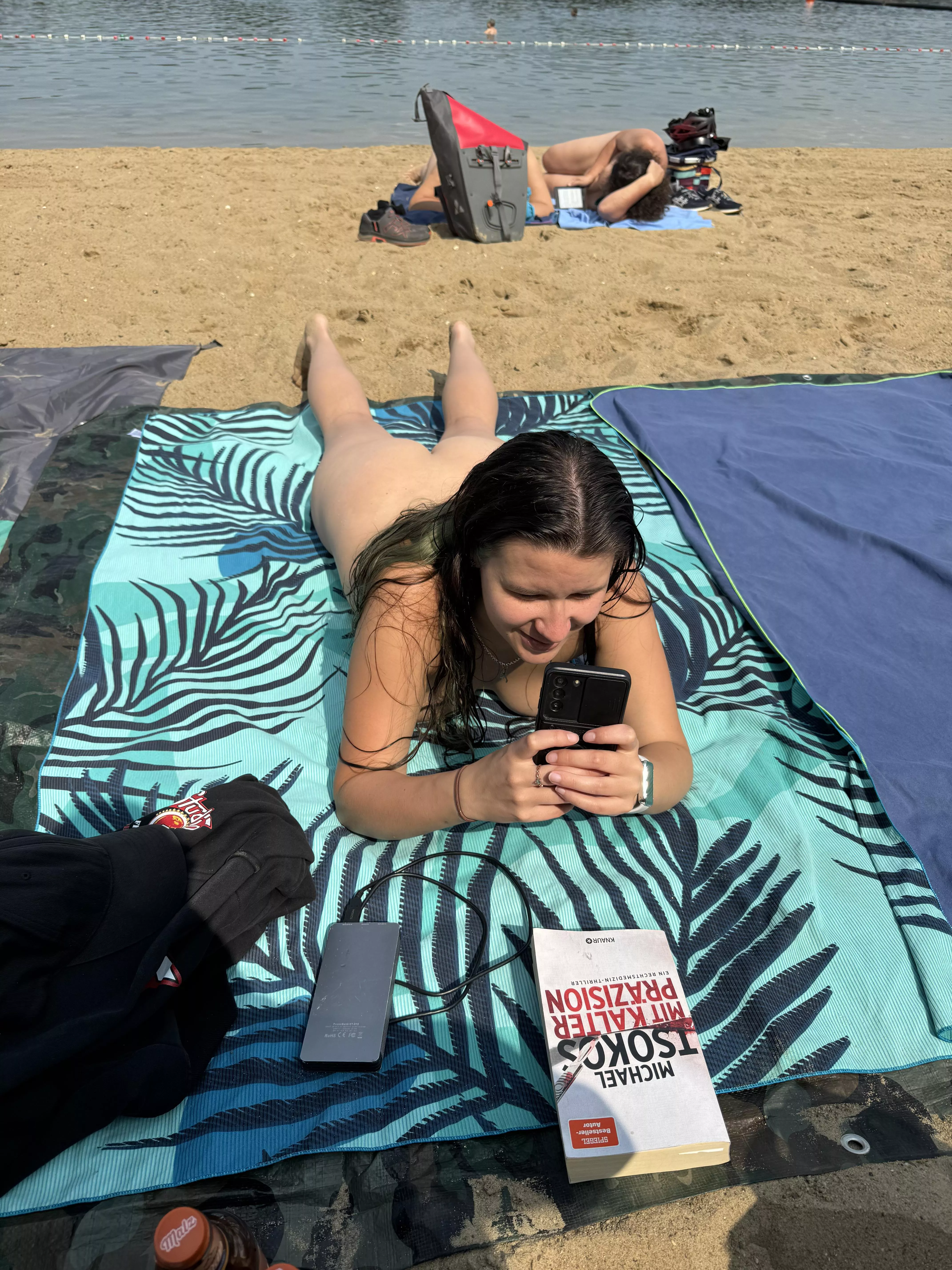 I Like the sun on my Naked Skin :) its beautiful😊