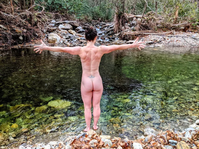 I love a beautiful pool