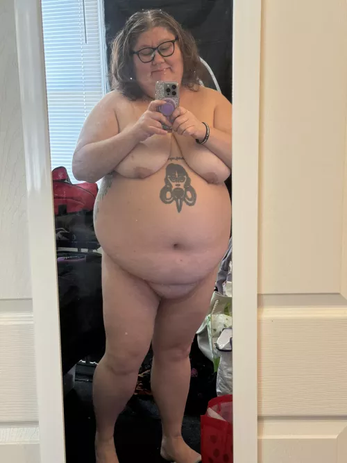 I love my big belly and big udders… 🐮